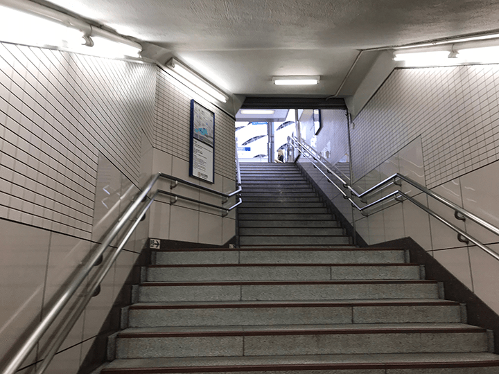 42番出口_階段
